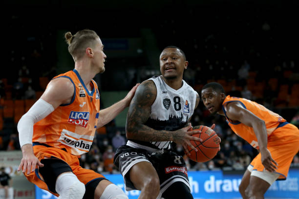 也对他的期 也对他的期